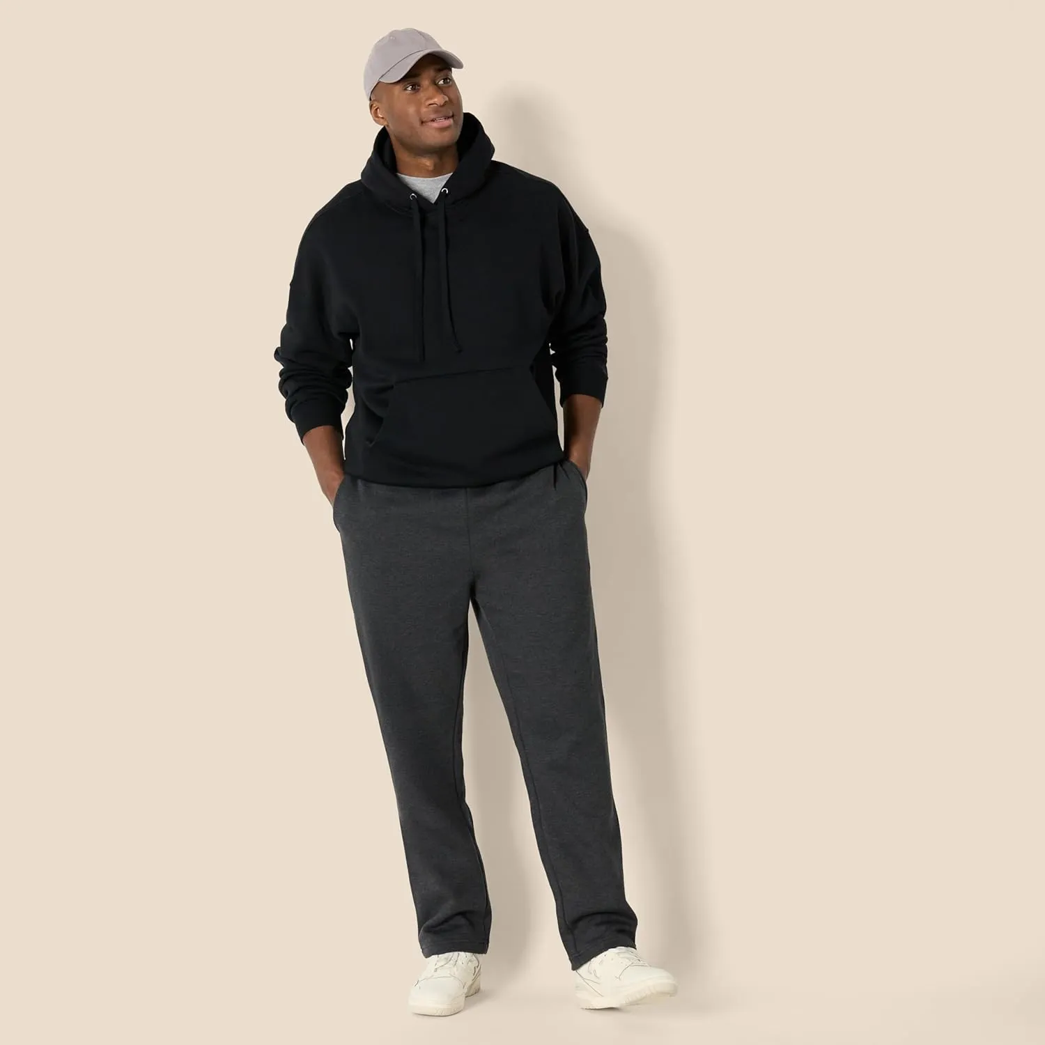 Amazon Essentials Men's Fleece Open Bottom Sweatpant (Available in Big & Tall)