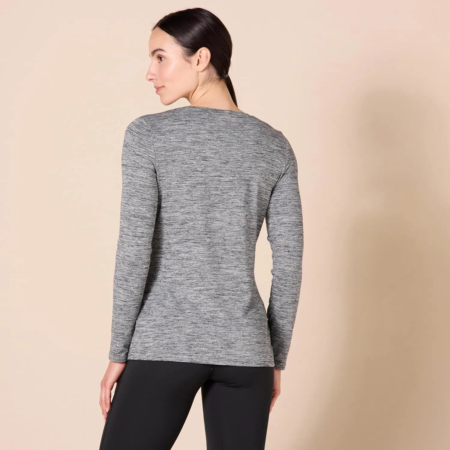 Amazon Essentials Women's Active Quick Dry Tech Stretch Lightweight Long-Sleeve T-Shirt (Available in Plus Size)