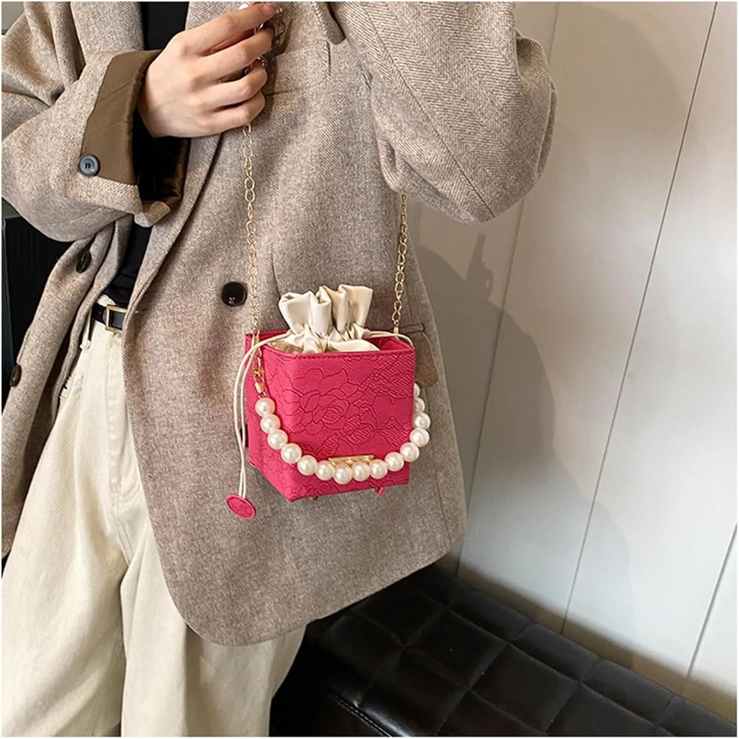 Ladies bucket bag Pearl portable handbag