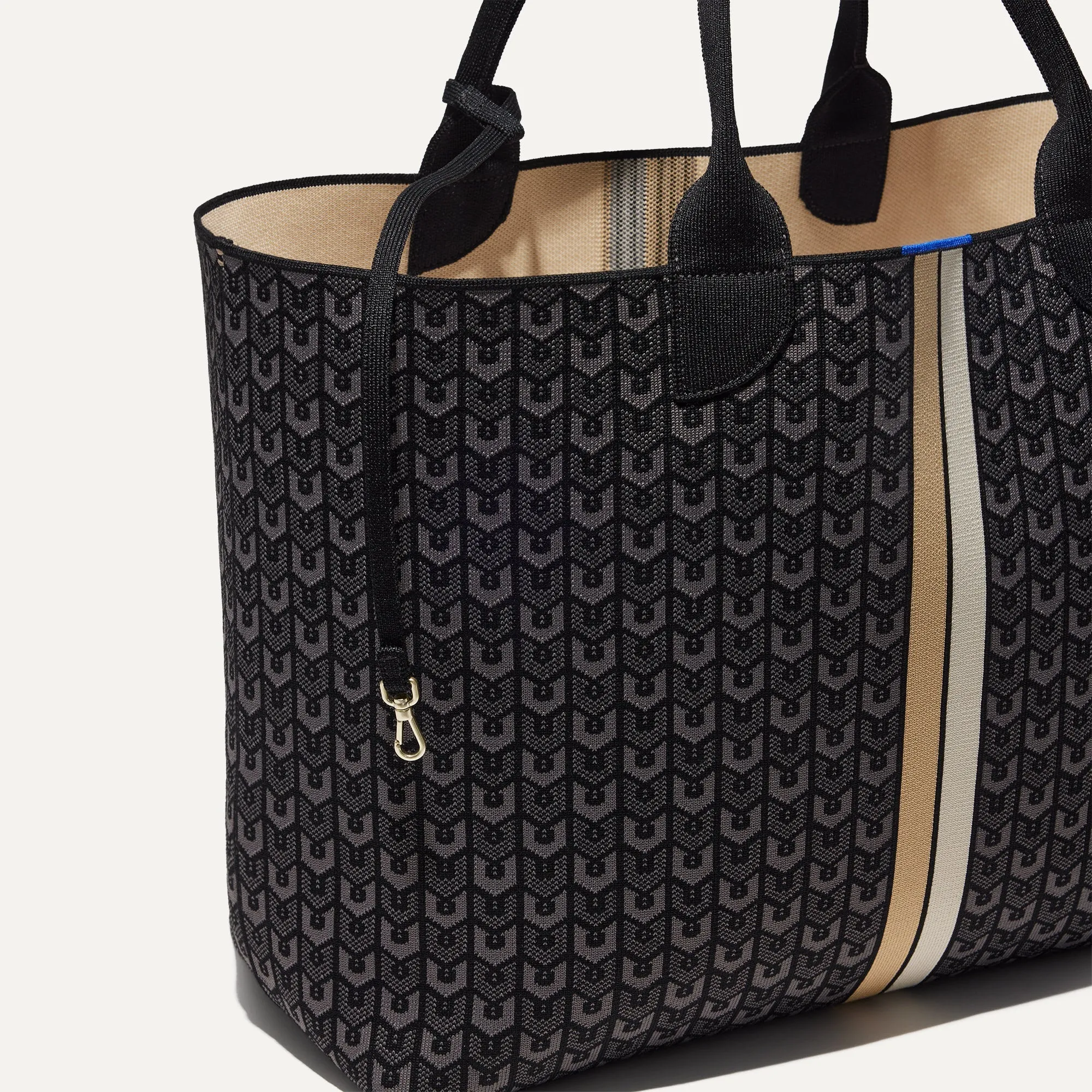 Signature Black