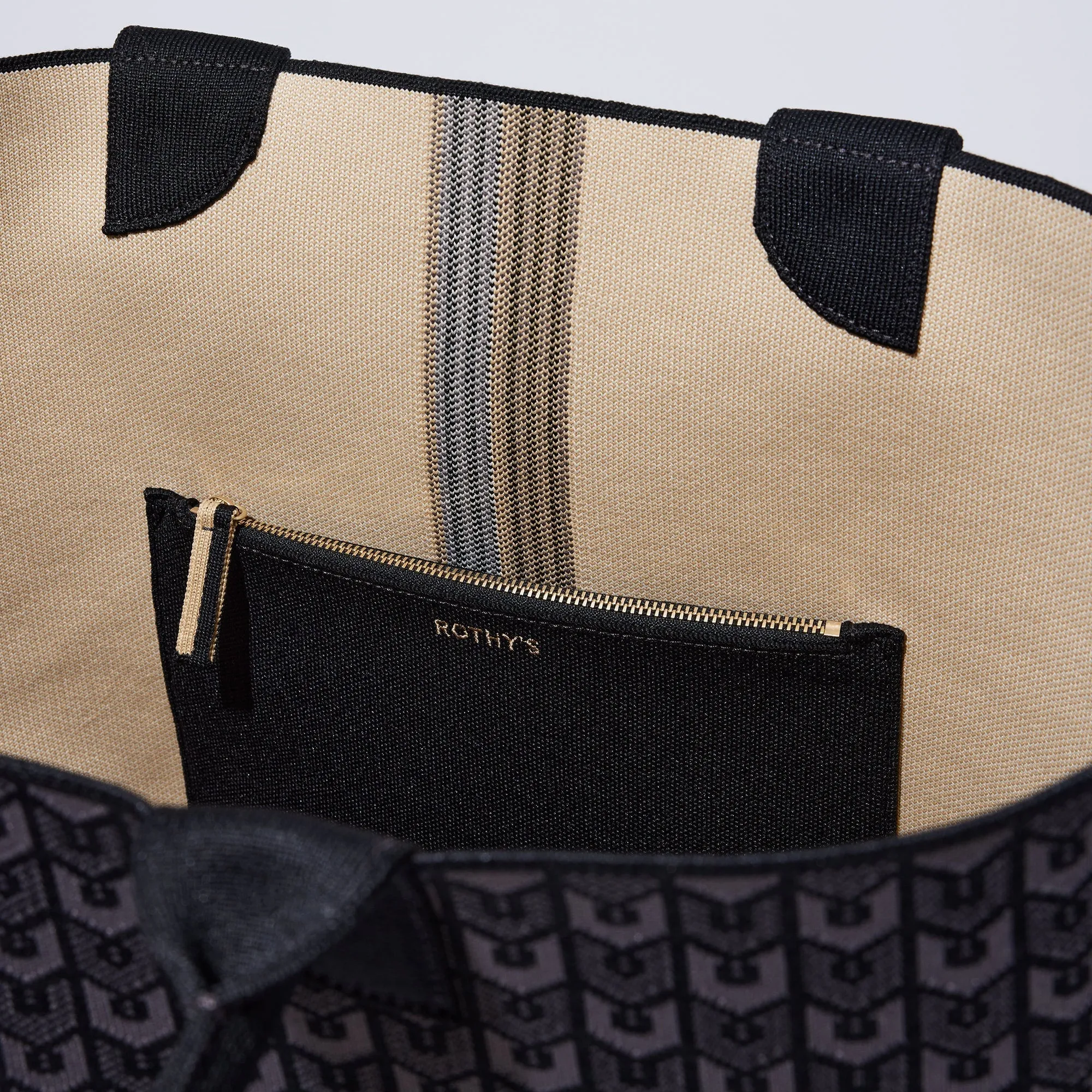 Signature Black