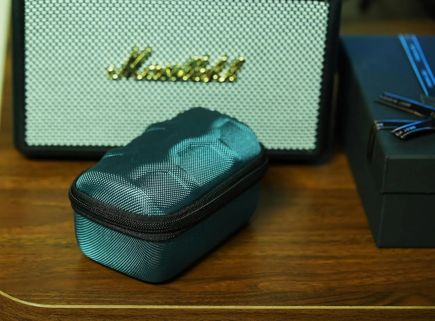 Watch travel case box for 2 watches, hard safe transfer case with soft protective pillow,fit most watches up to 60mm face