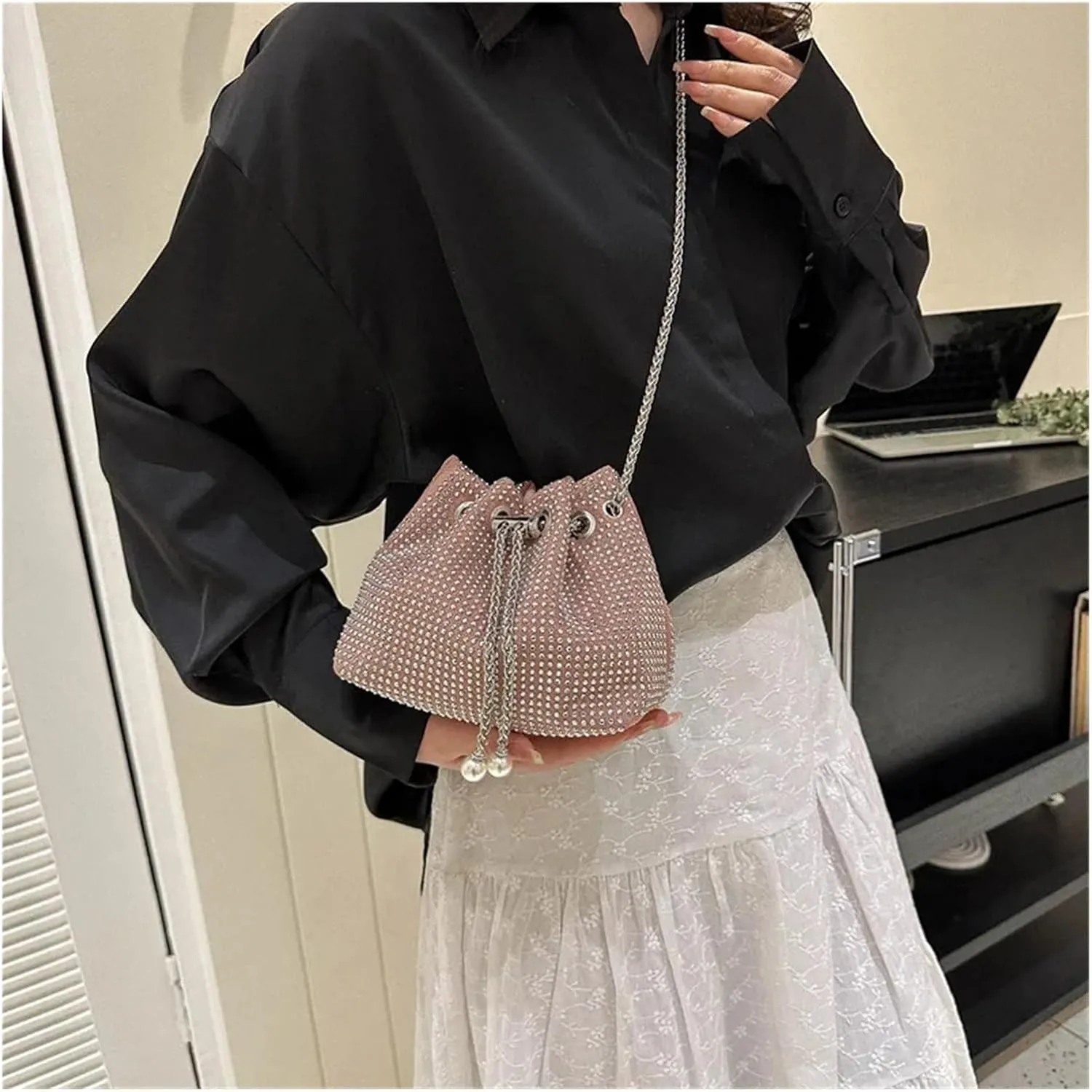 Women Rhinestone Bucket Bags Retro Pearl Chain Ladies Shoulder Bags Shiny Small Crossbody Bags for Wedding Party Prom(White)